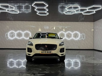 Used Jaguar E-Pace 2019 for sale - 79099193: Photo