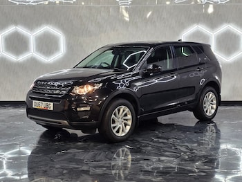 Used Land Rover Discovery Sport 2017 for sale - 77137091: Photo