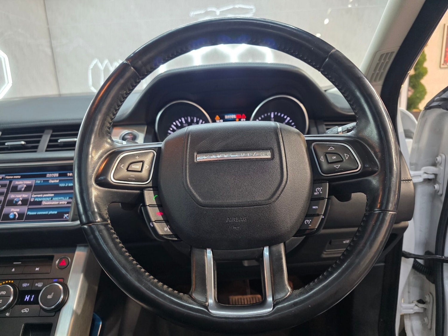 Used Land Rover Range Rover Evoque 2013 for sale - 77044725: Photo 10