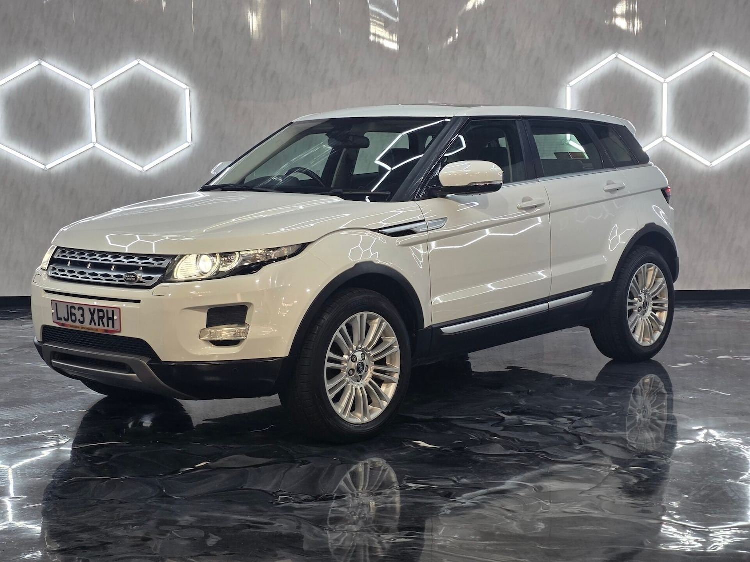 Used Land Rover Range Rover Evoque 2013 for sale - 77044725: Photo 3