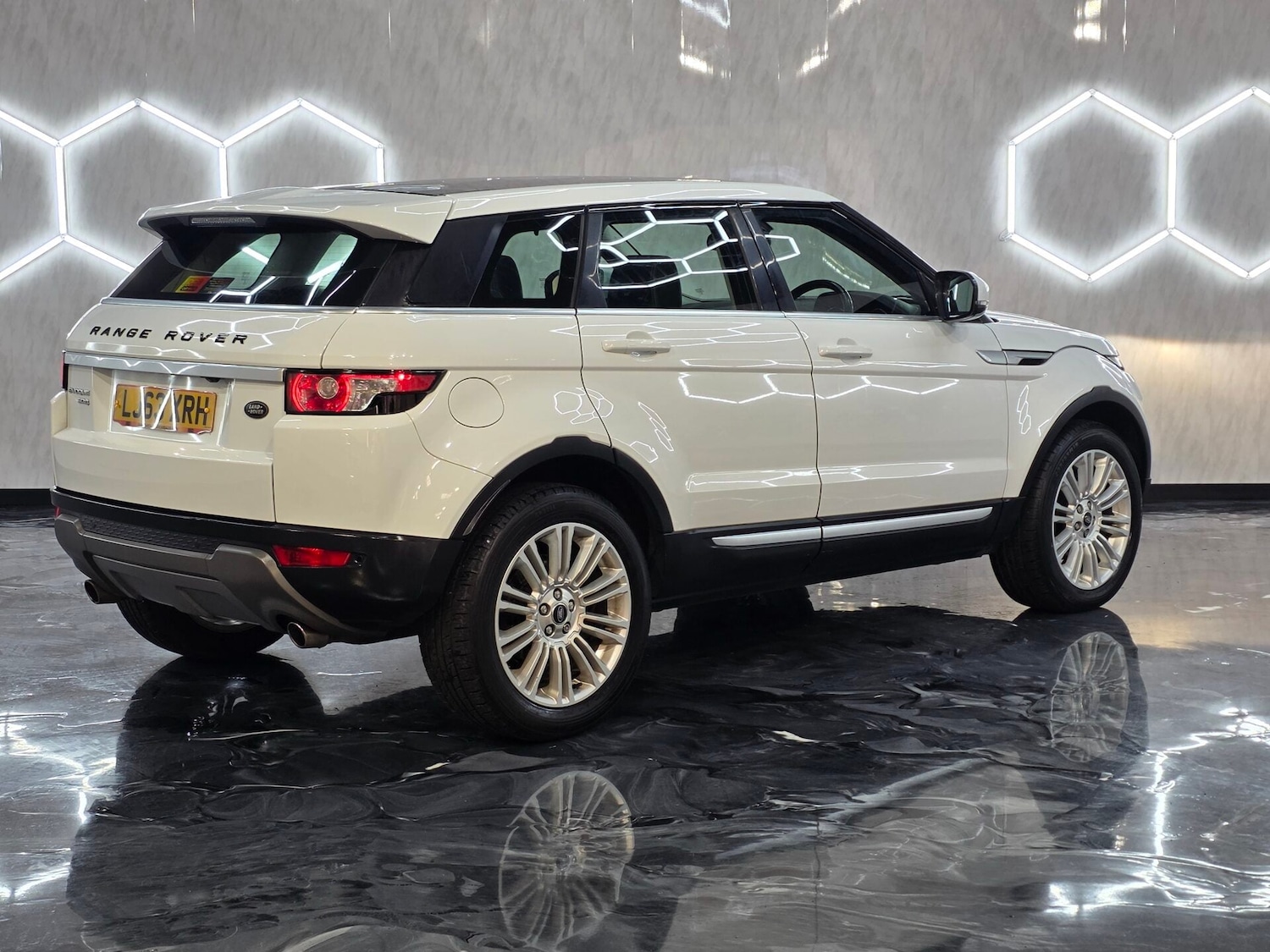 Used Land Rover Range Rover Evoque 2013 for sale - 77044725: Photo 6