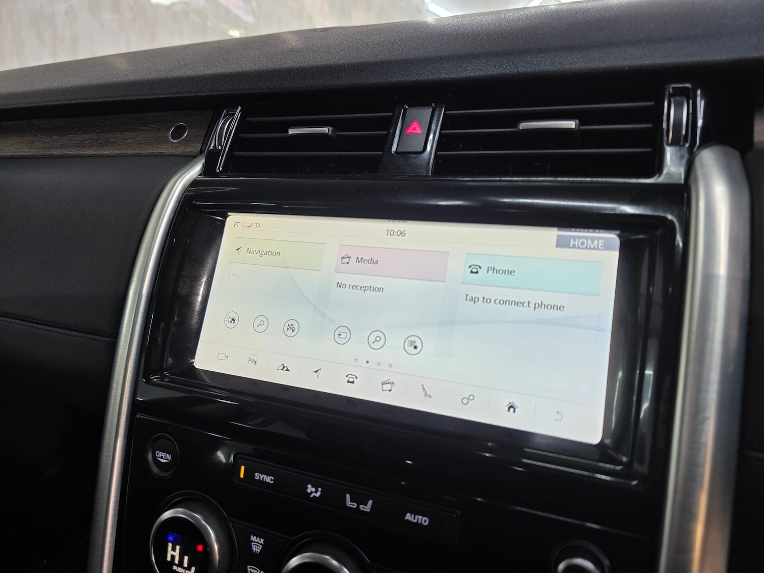 Used Land Rover Discovery 2017 for sale - 77963678: Photo 17