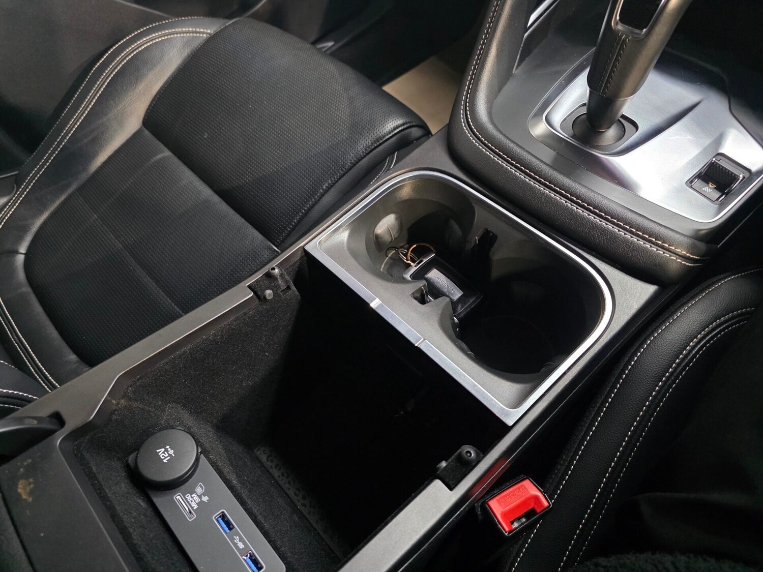 Used Jaguar E-Pace 2019 for sale - 77195250: Photo 15