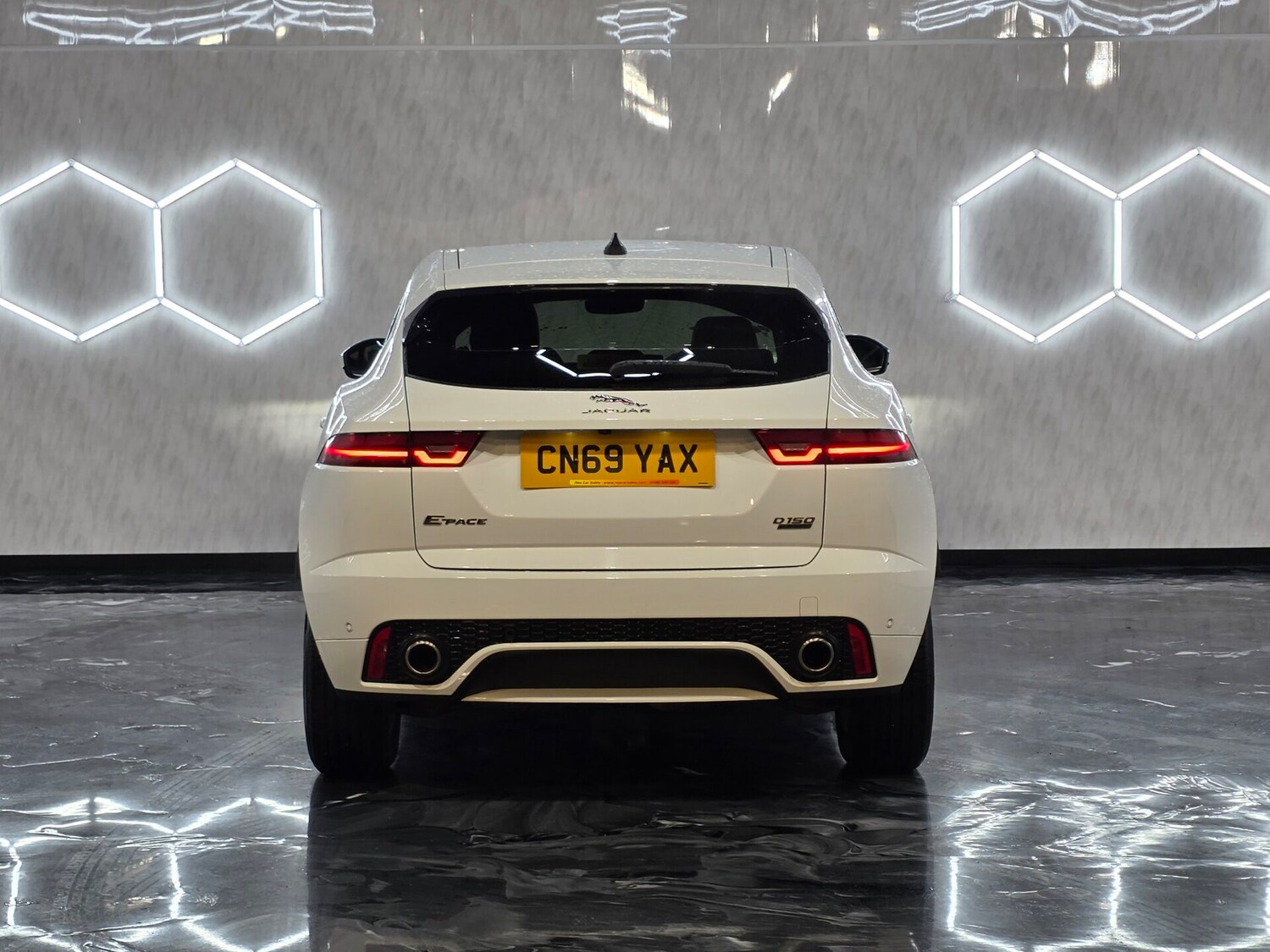 Used Jaguar E-Pace 2019 for sale - 77195250: Photo 6