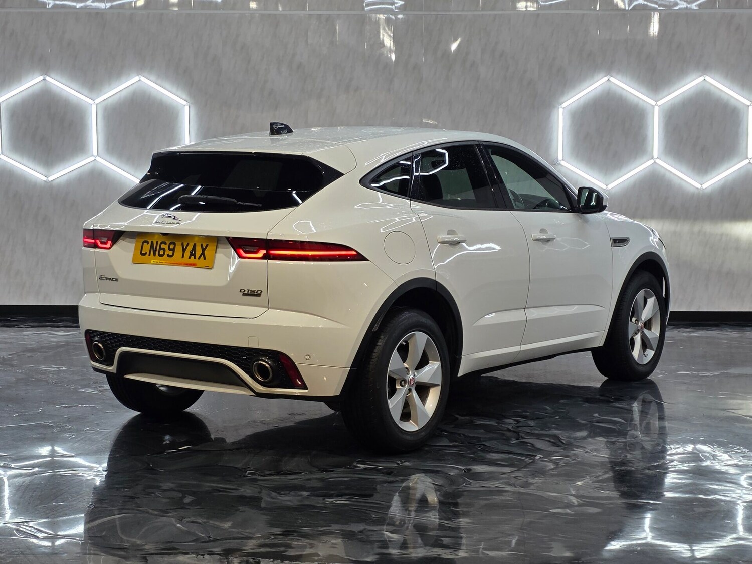 Used Jaguar E-Pace 2019 for sale - 77195250: Photo 7