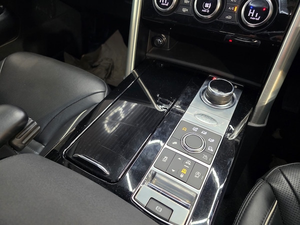 Used Land Rover Discovery 2019 for sale - 75714183: Photo 21