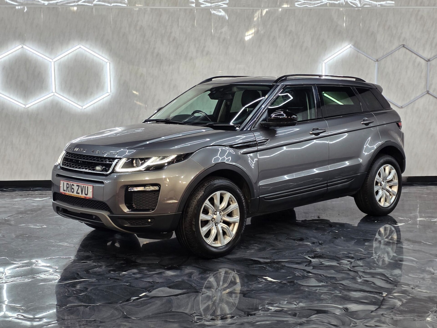 Used Land Rover Range Rover Evoque 2016 for sale - 77392662: Photo 3