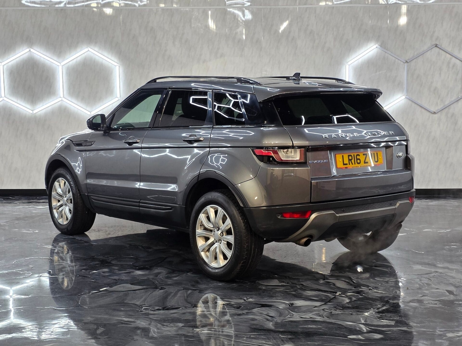 Used Land Rover Range Rover Evoque 2016 for sale - 77392662: Photo 5