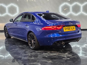 Used Jaguar XF 2016 for sale - 76748952: Photo