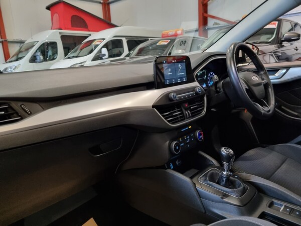 Used Ford Focus 2018 for sale - 74816841: Photo 17