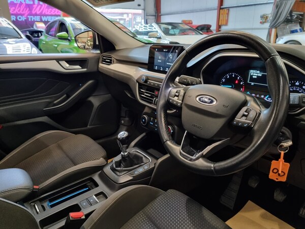 Used Ford Focus 2018 for sale - 74816841: Photo 19