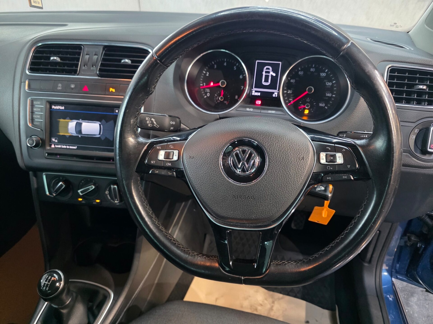 Used Volkswagen Polo 2017 for sale - 76163887: Photo 11