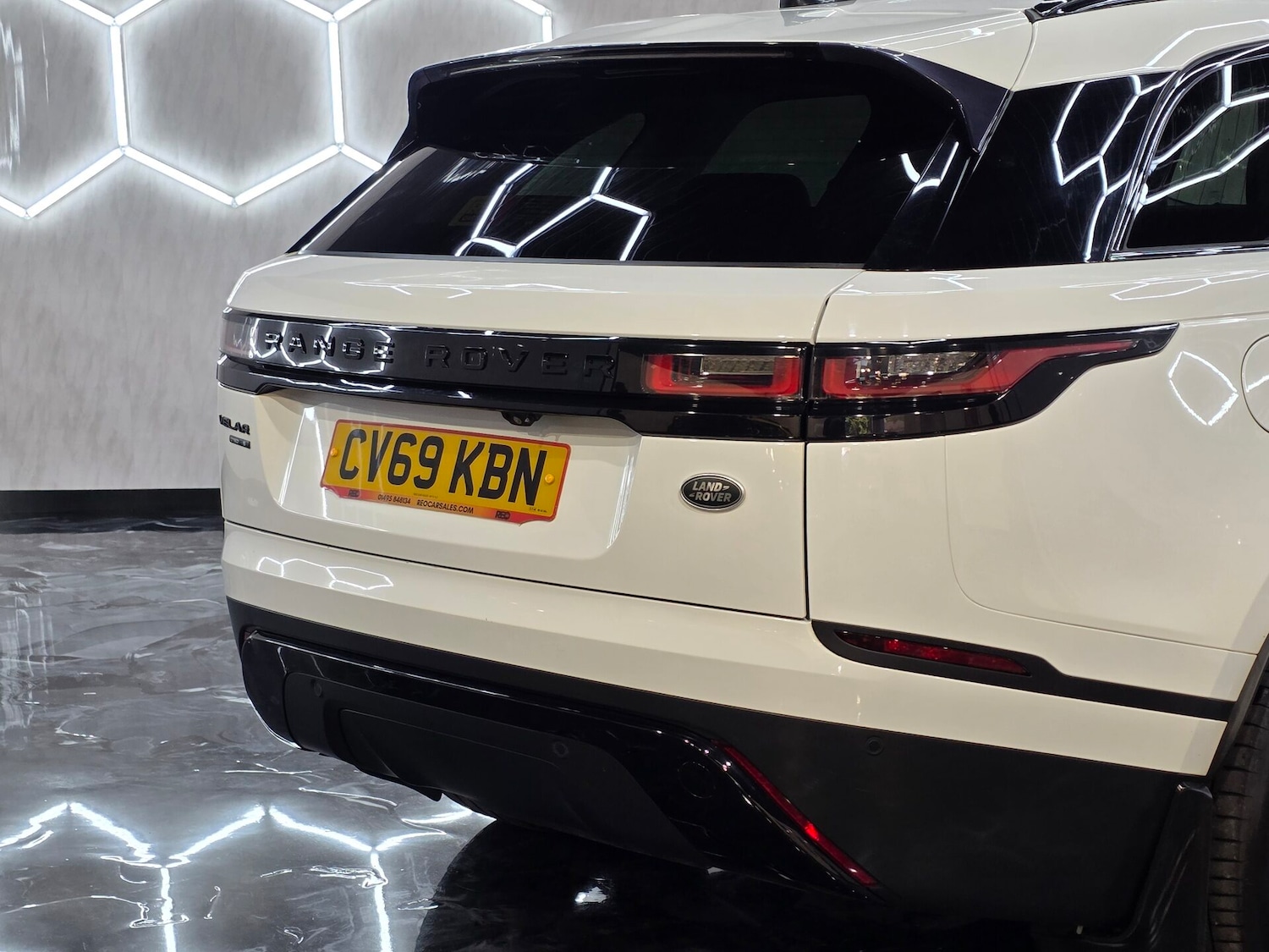 Used Land Rover Range Rover Velar 2019 for sale - 76037329: Photo 7