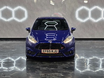 Used Ford Fiesta 2015 for sale - 78614274: Photo