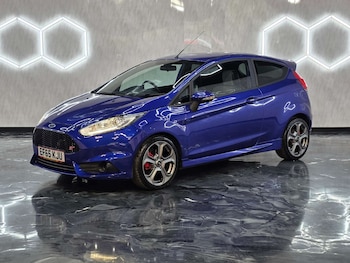 Used Ford Fiesta 2015 for sale - 78614274: Photo