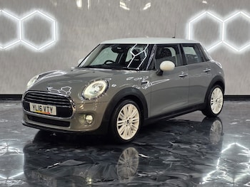 Used MINI Hatch 2016 for sale - 76950068: Photo