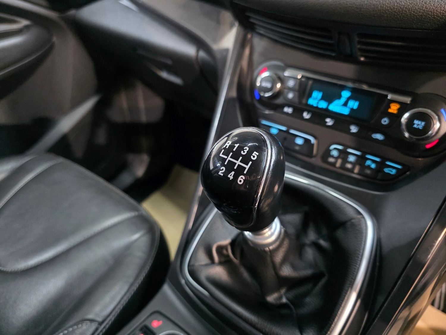 Used Ford Kuga 2016 for sale - 77617971: Photo 18