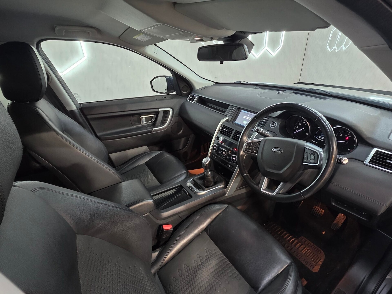 Used Land Rover Discovery Sport 2018 for sale - 77125819: Photo 10