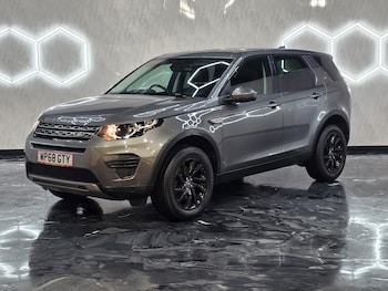 Used Land Rover Discovery Sport 2018 for sale - 77125819: Photo