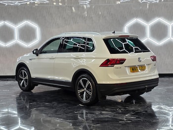 Used Volkswagen Tiguan 2017 for sale - 77236173: Photo