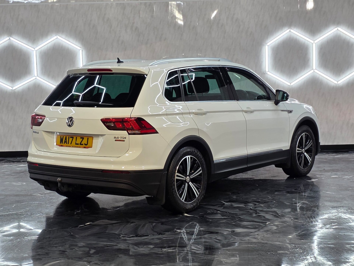 Used Volkswagen Tiguan 2017 for sale - 77236173: Photo 7