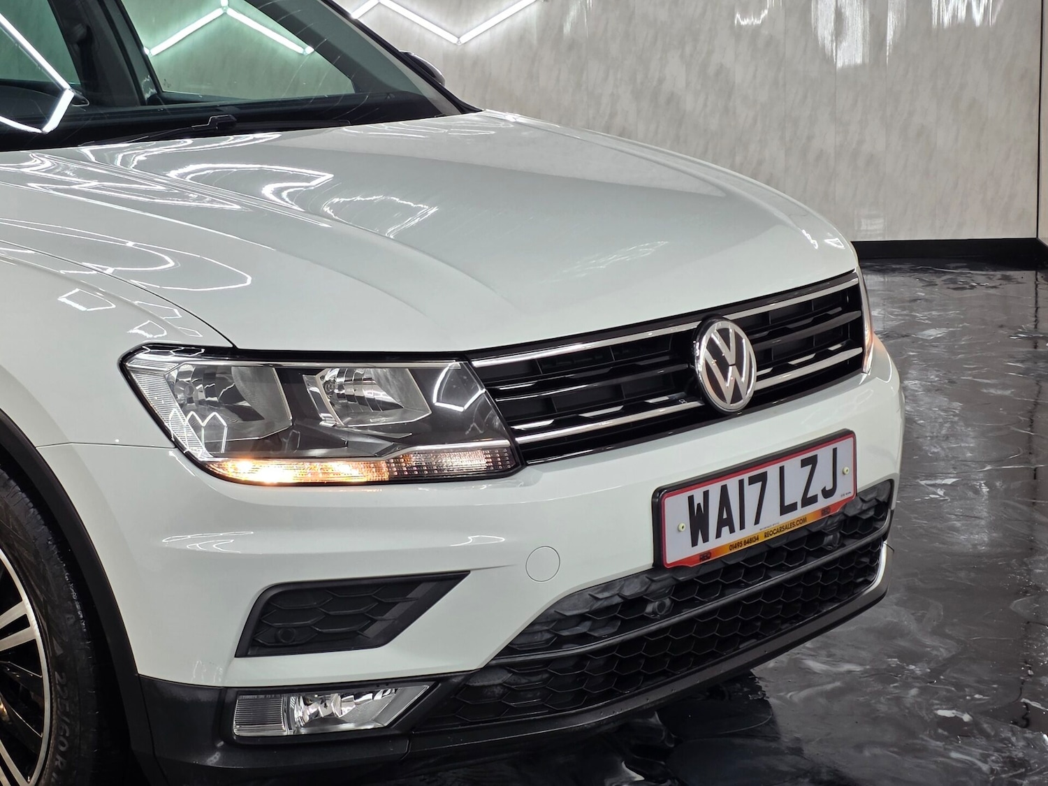 Used Volkswagen Tiguan 2017 for sale - 77236173: Photo 9