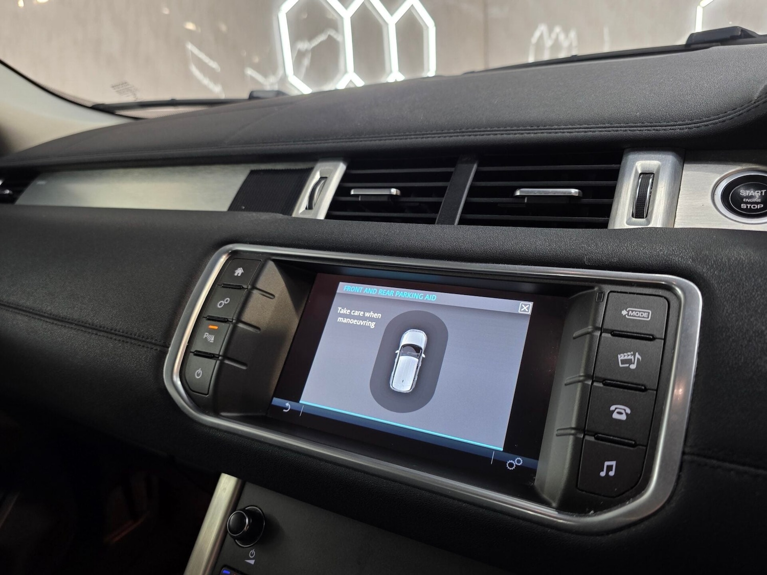 Used Land Rover Range Rover Evoque 2018 for sale - 77159167: Photo 13