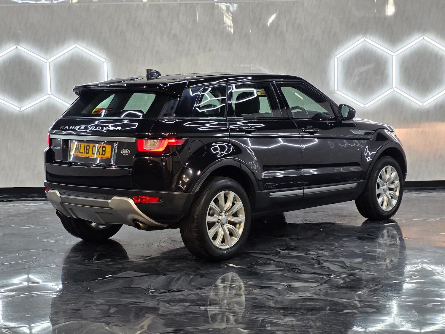 Used Land Rover Range Rover Evoque 2018 for sale - 77159167: Photo 7