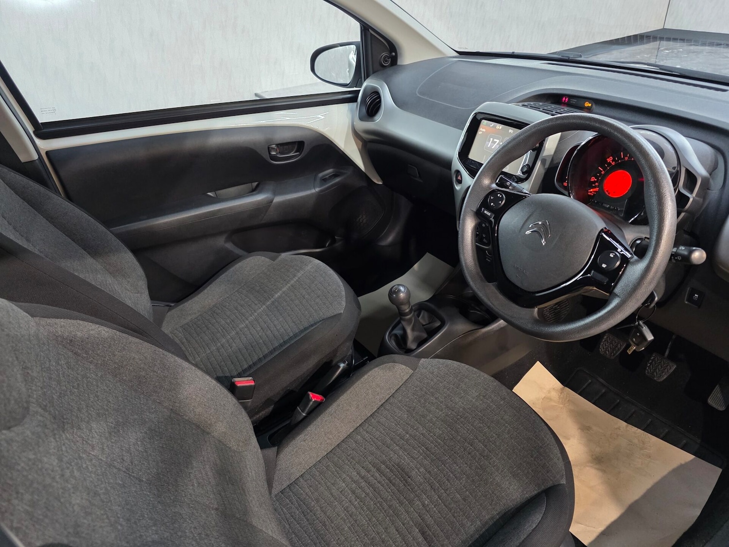 Used Citroen C1 2017 for sale - 76334346: Photo 11