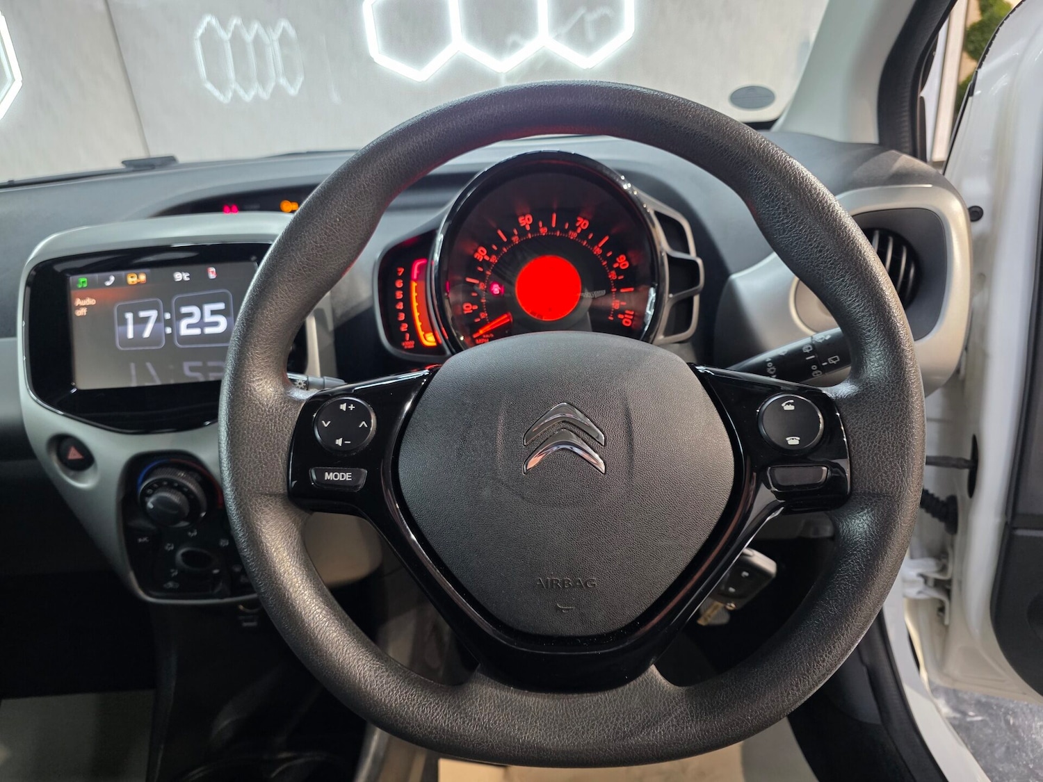 Used Citroen C1 2017 for sale - 76334346: Photo 12