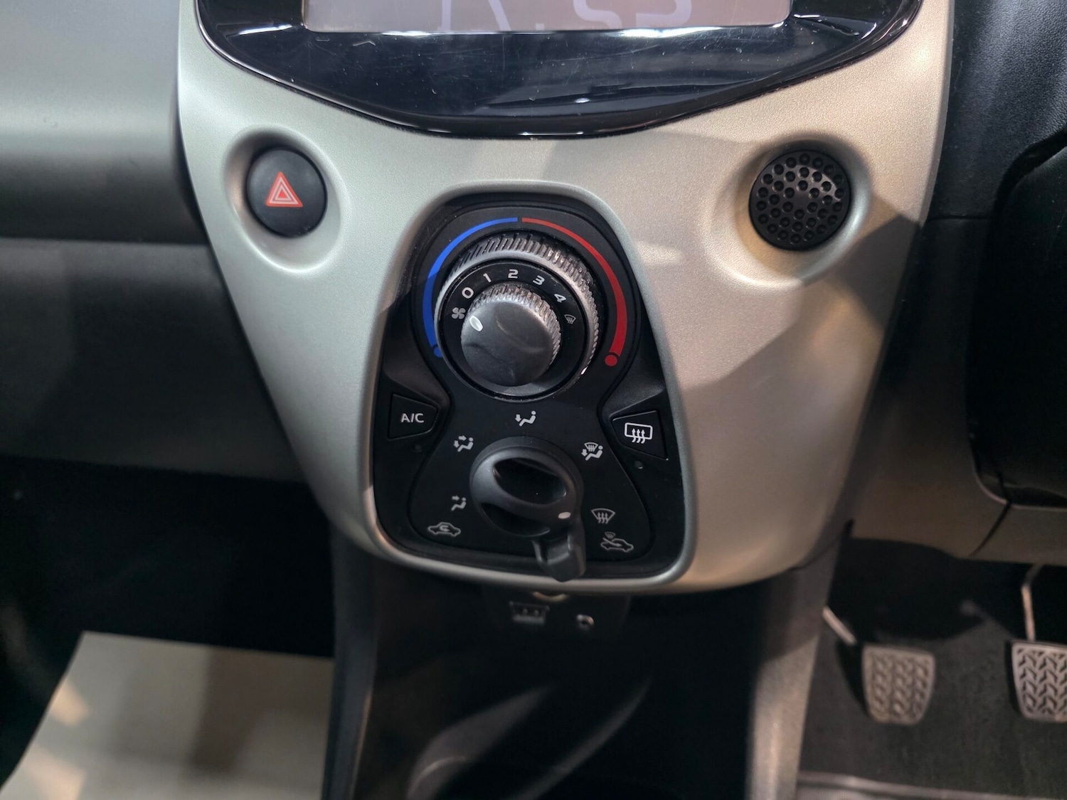 Used Citroen C1 2017 for sale - 76334346: Photo 15