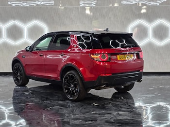 Used Land Rover Discovery Sport 2016 for sale - 76037354: Photo 4