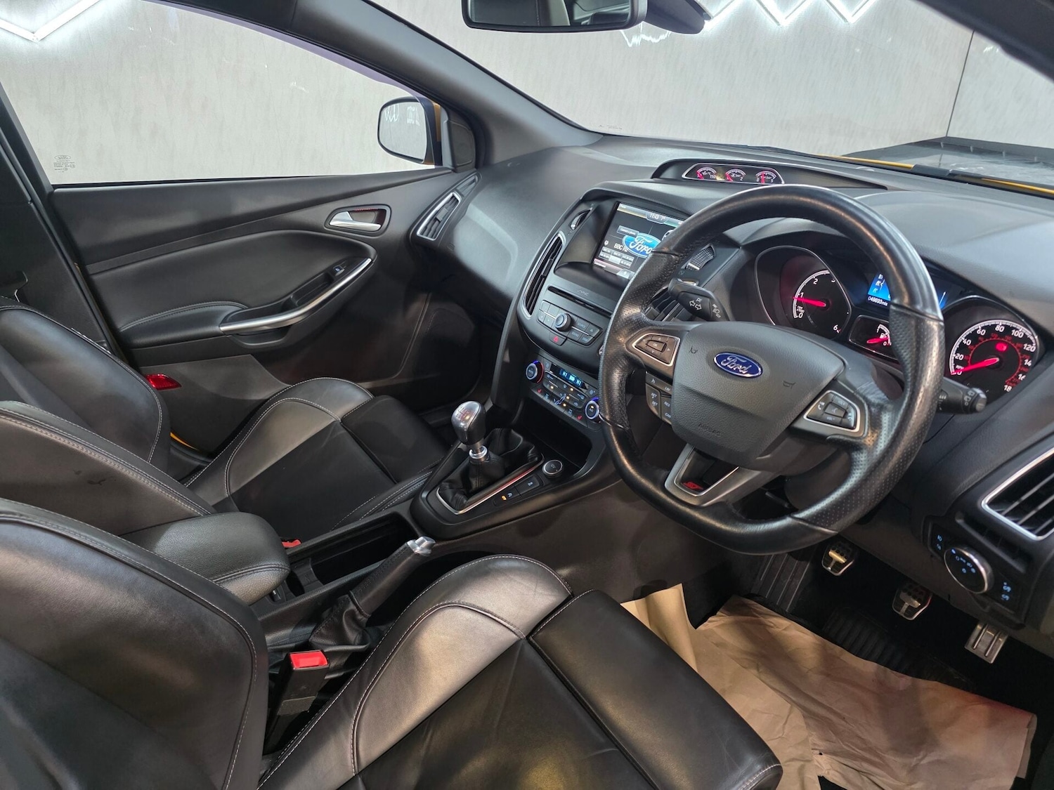 Used Ford Focus 2015 for sale - 77196540: Photo 13