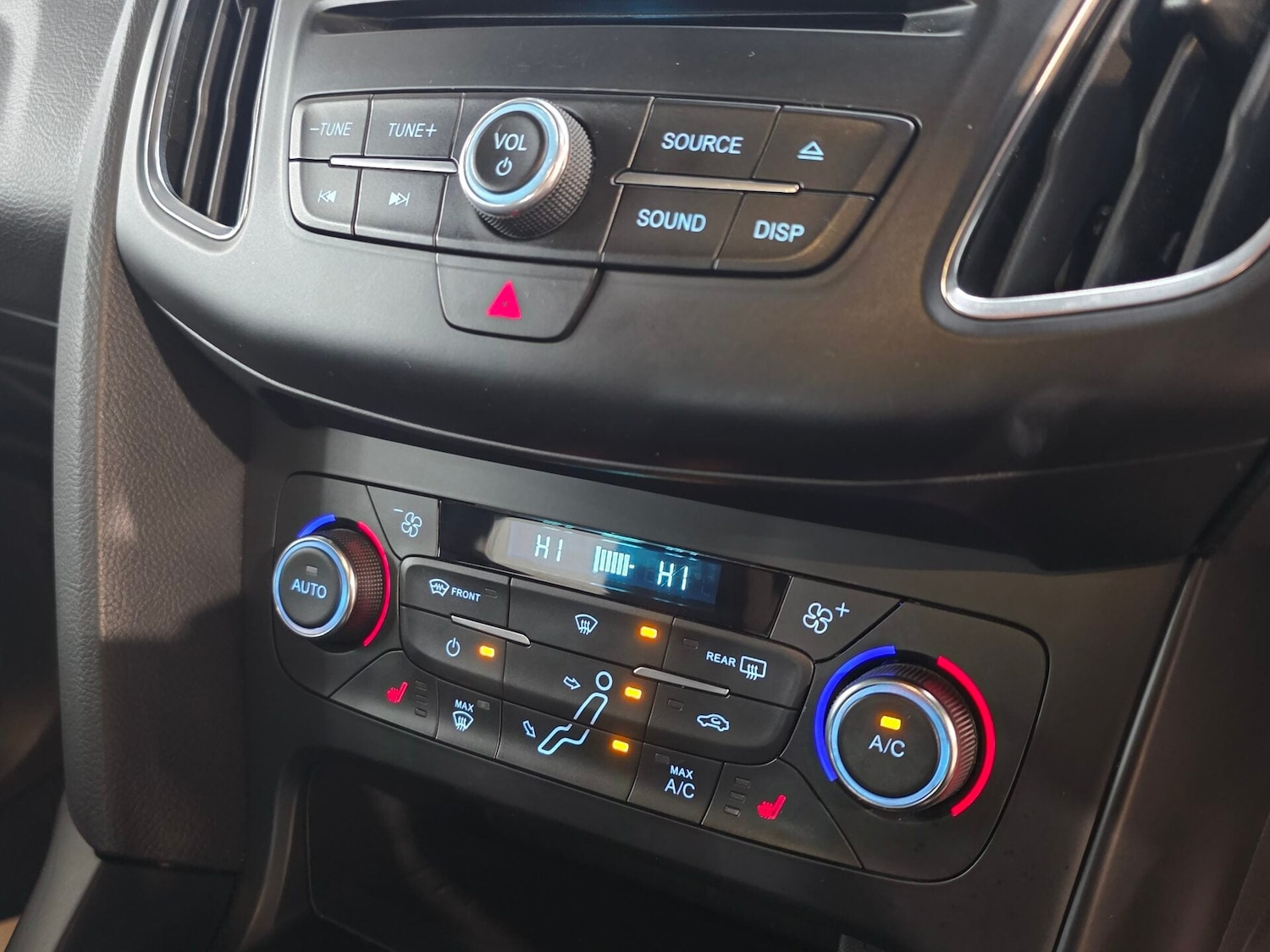 Used Ford Focus 2015 for sale - 77196540: Photo 18