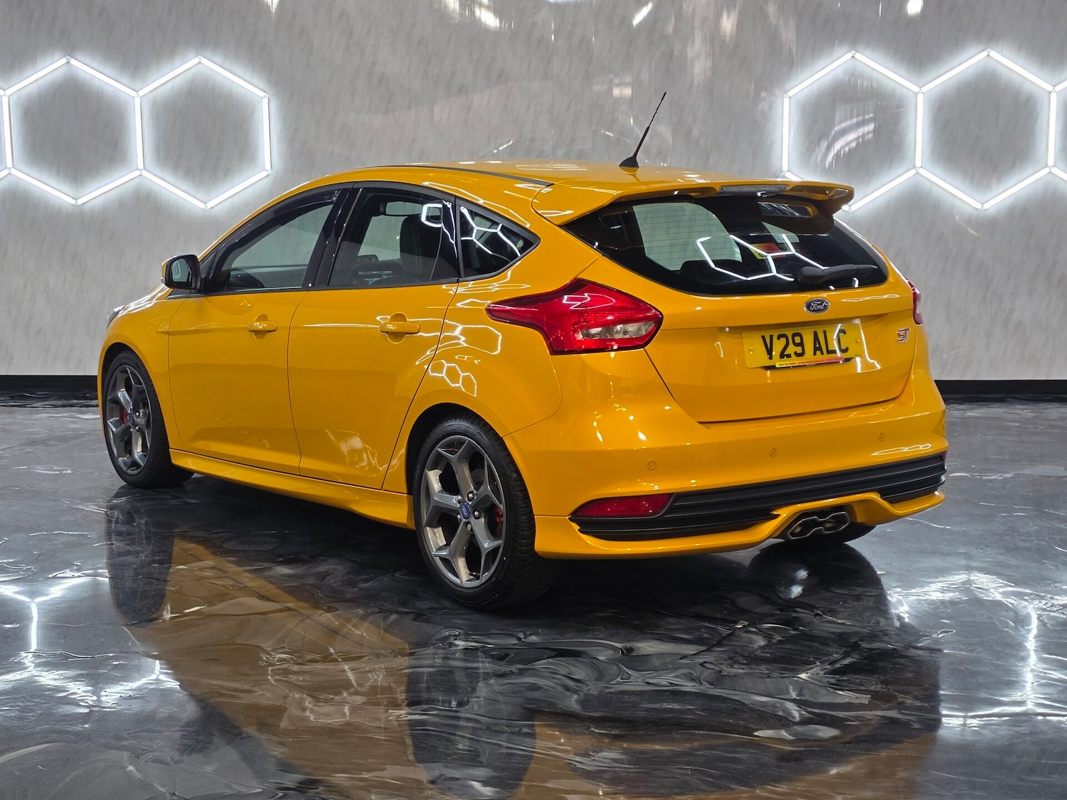 Used Ford Focus 2015 for sale - 77196540: Photo 5