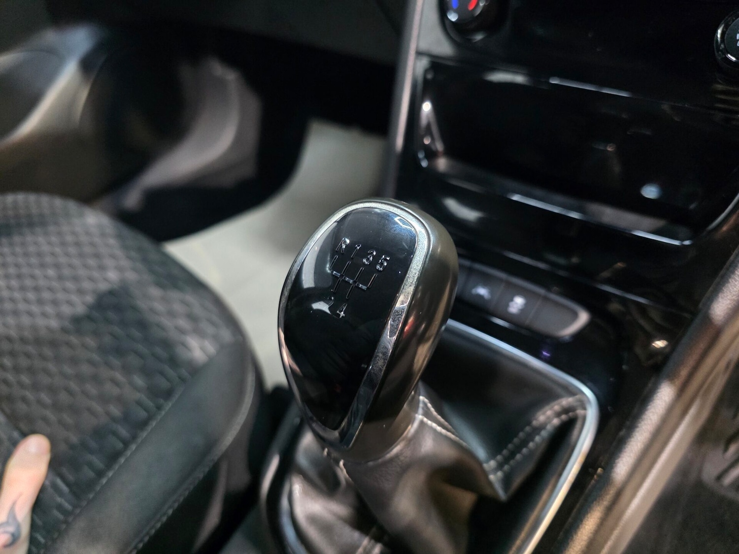 Used Vauxhall Astra 2017 for sale - 76353747: Photo 13