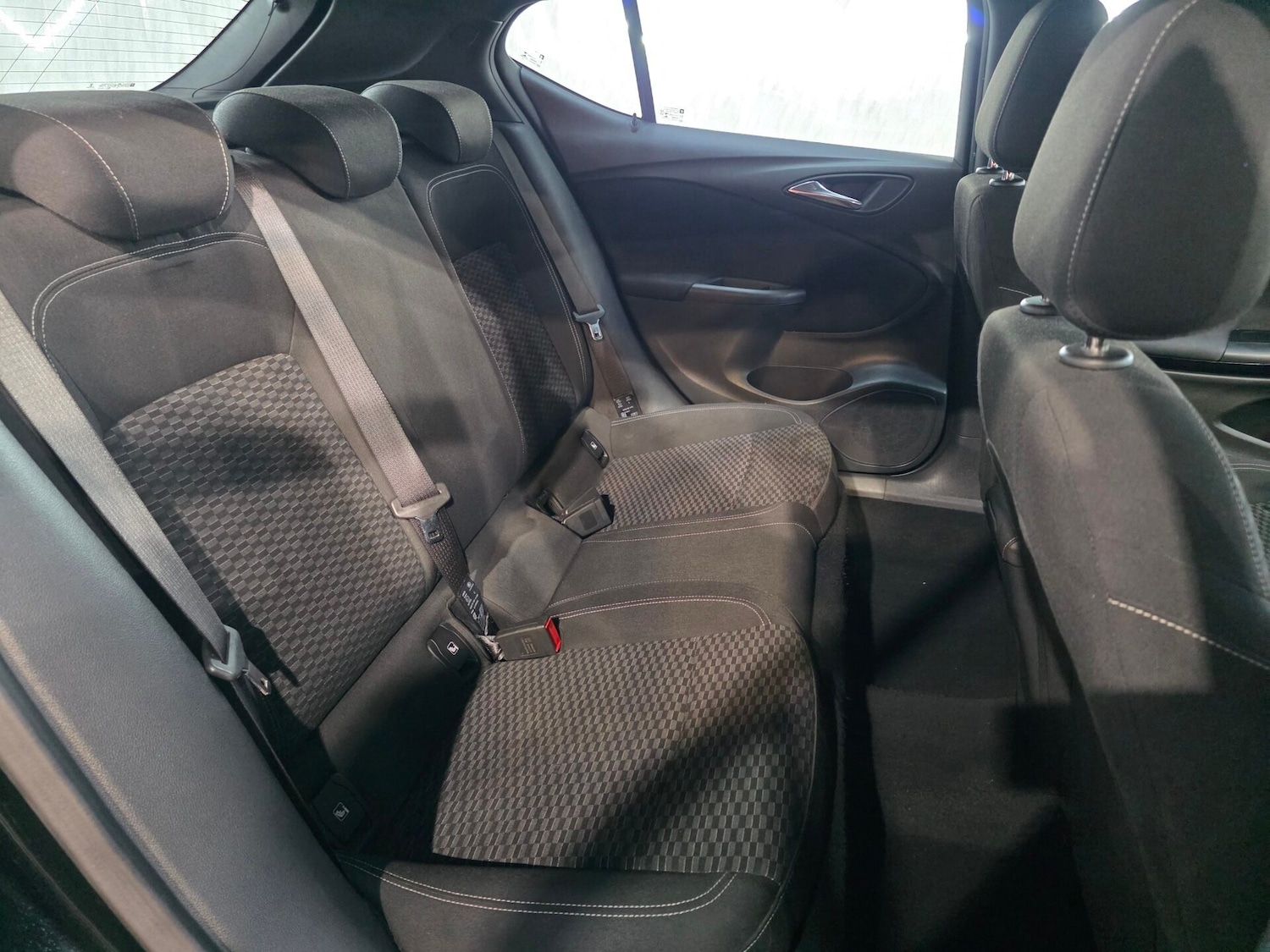 Used Vauxhall Astra 2017 for sale - 76353747: Photo 16