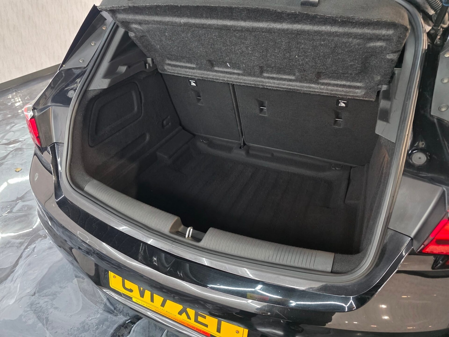 Used Vauxhall Astra 2017 for sale - 76353747: Photo 17