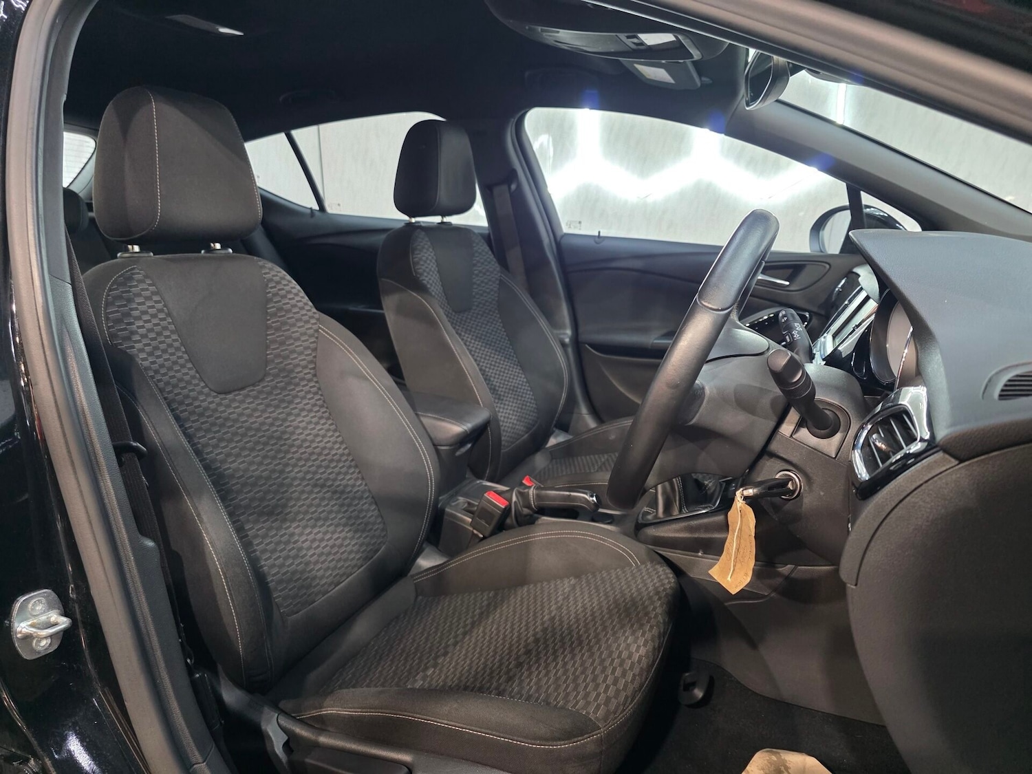 Used Vauxhall Astra 2017 for sale - 76353747: Photo 7