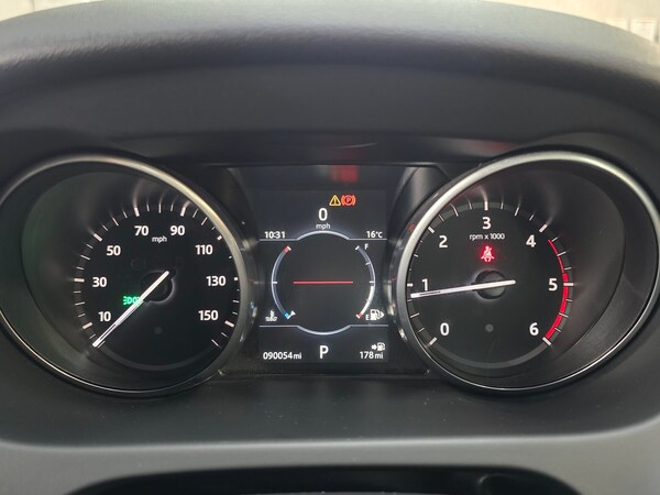 Used Land Rover Discovery Sport 2017 for sale - 75982277: Photo 14