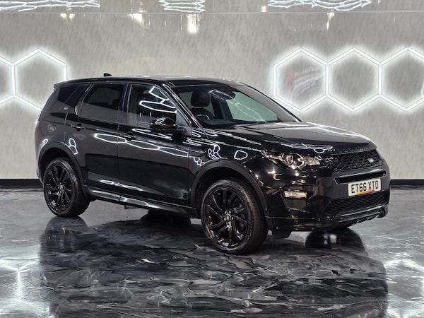 Used Land Rover Discovery Sport 2017 for sale - 75982277: Photo 1