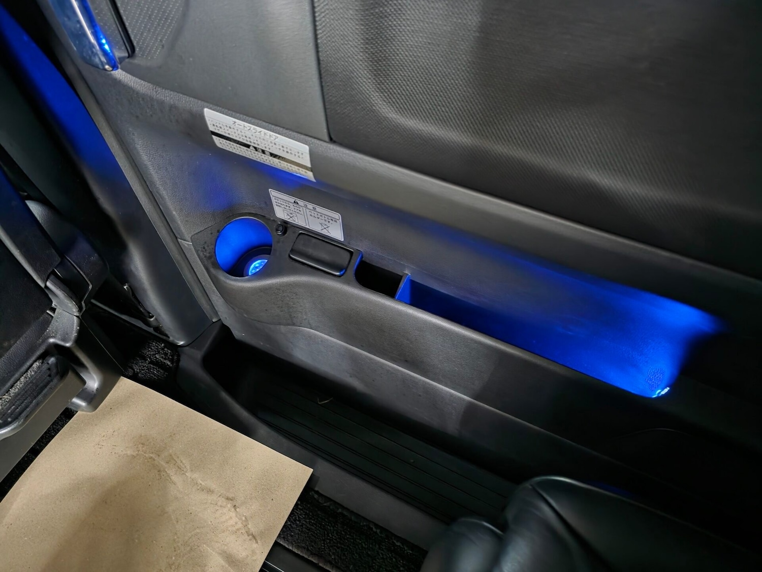 Used Nissan Elgrand 2024 for sale - 76194631: Photo 24