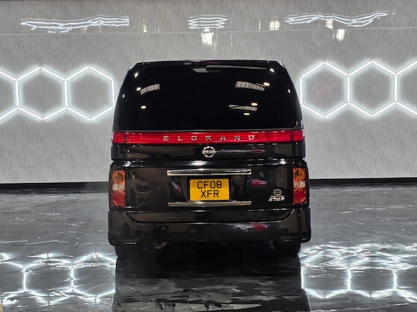 Used Nissan Elgrand 2024 for sale - 76194631: Photo 5