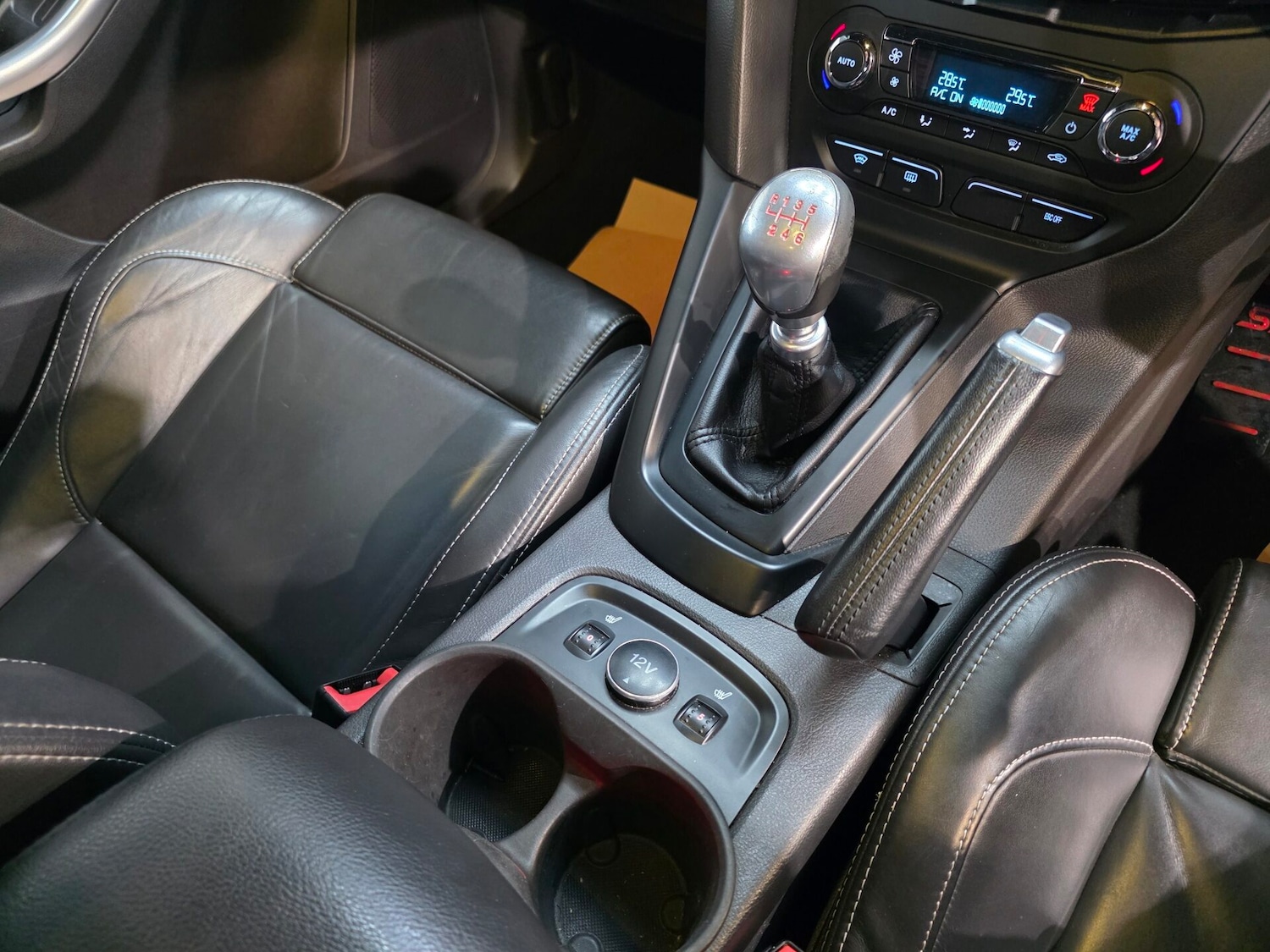 Used Ford Focus 2013 for sale - 76723983: Photo 19