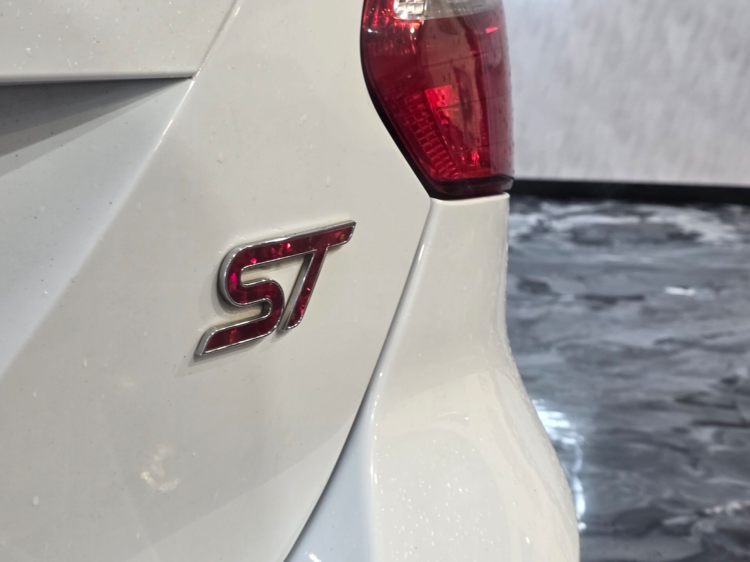 Used Ford Focus 2013 for sale - 76723983: Photo 9