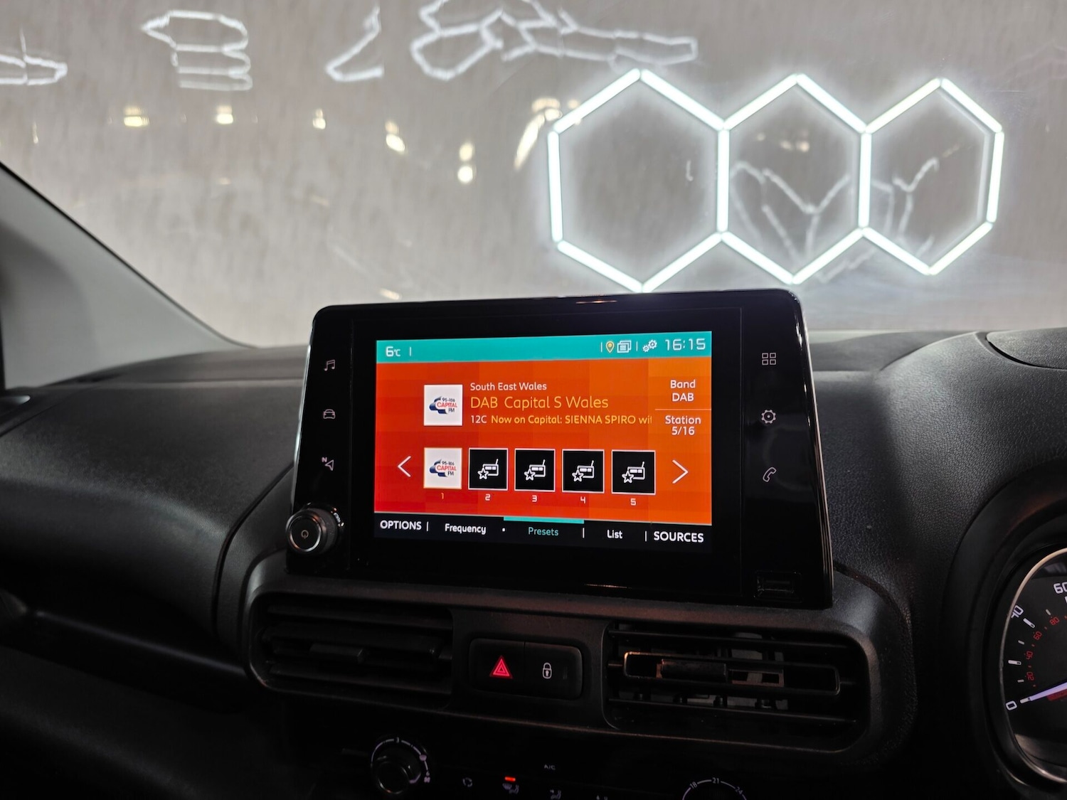 Used Citroen Berlingo 2019 for sale - 77546268: Photo 16