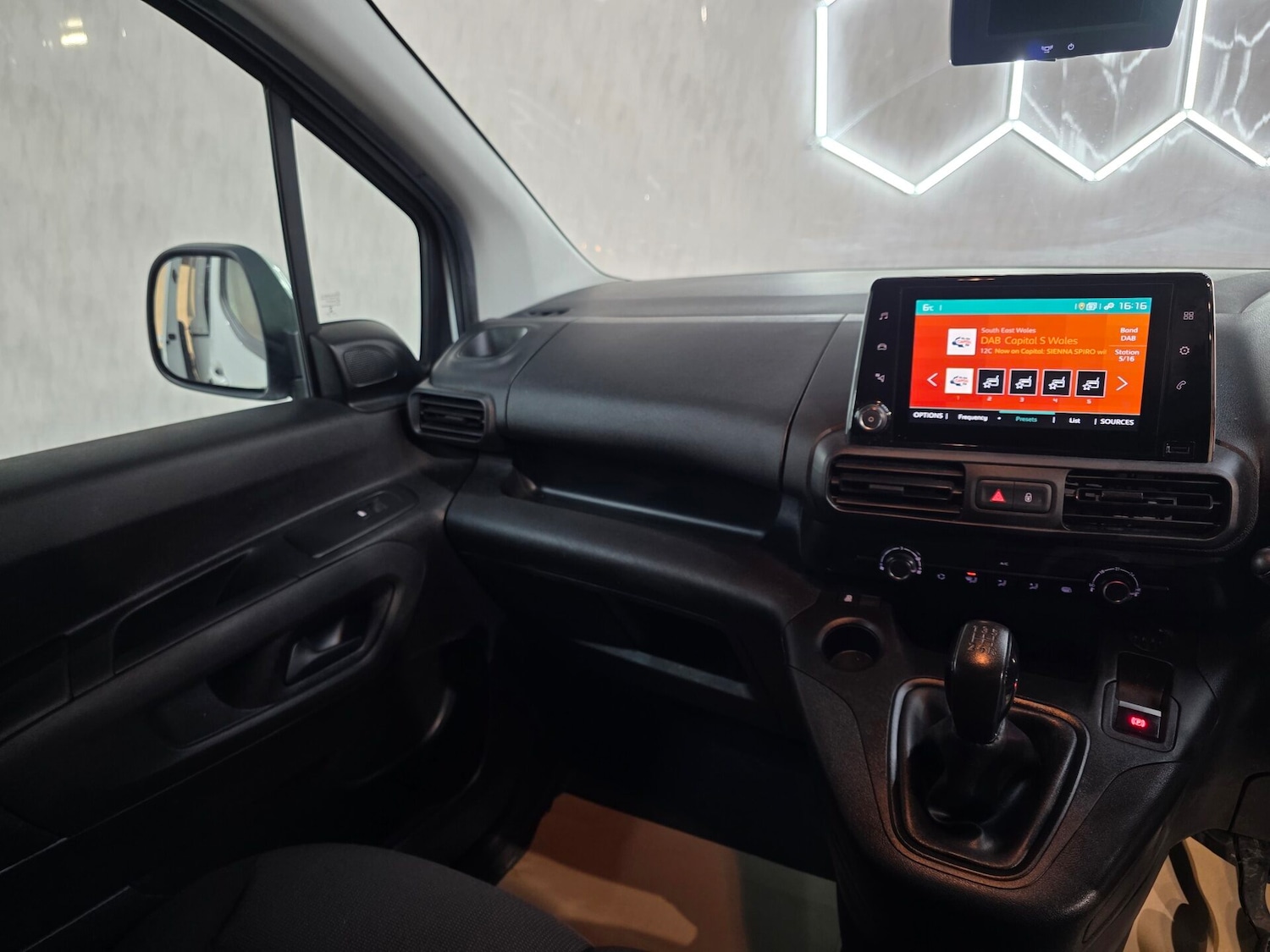 Used Citroen Berlingo 2019 for sale - 77546268: Photo 20
