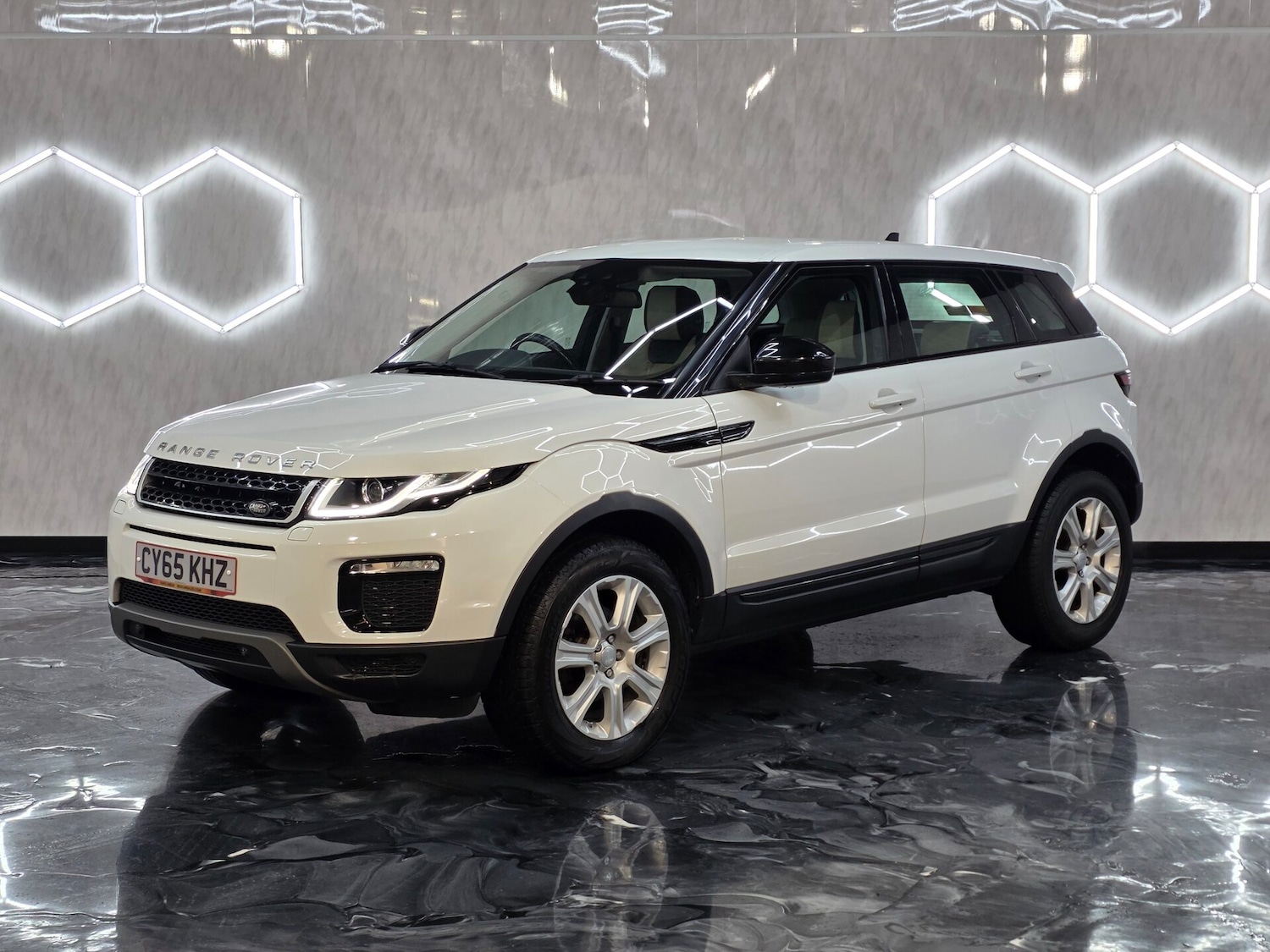 Used Land Rover Range Rover Evoque 2015 for sale - 77223181: Photo 3