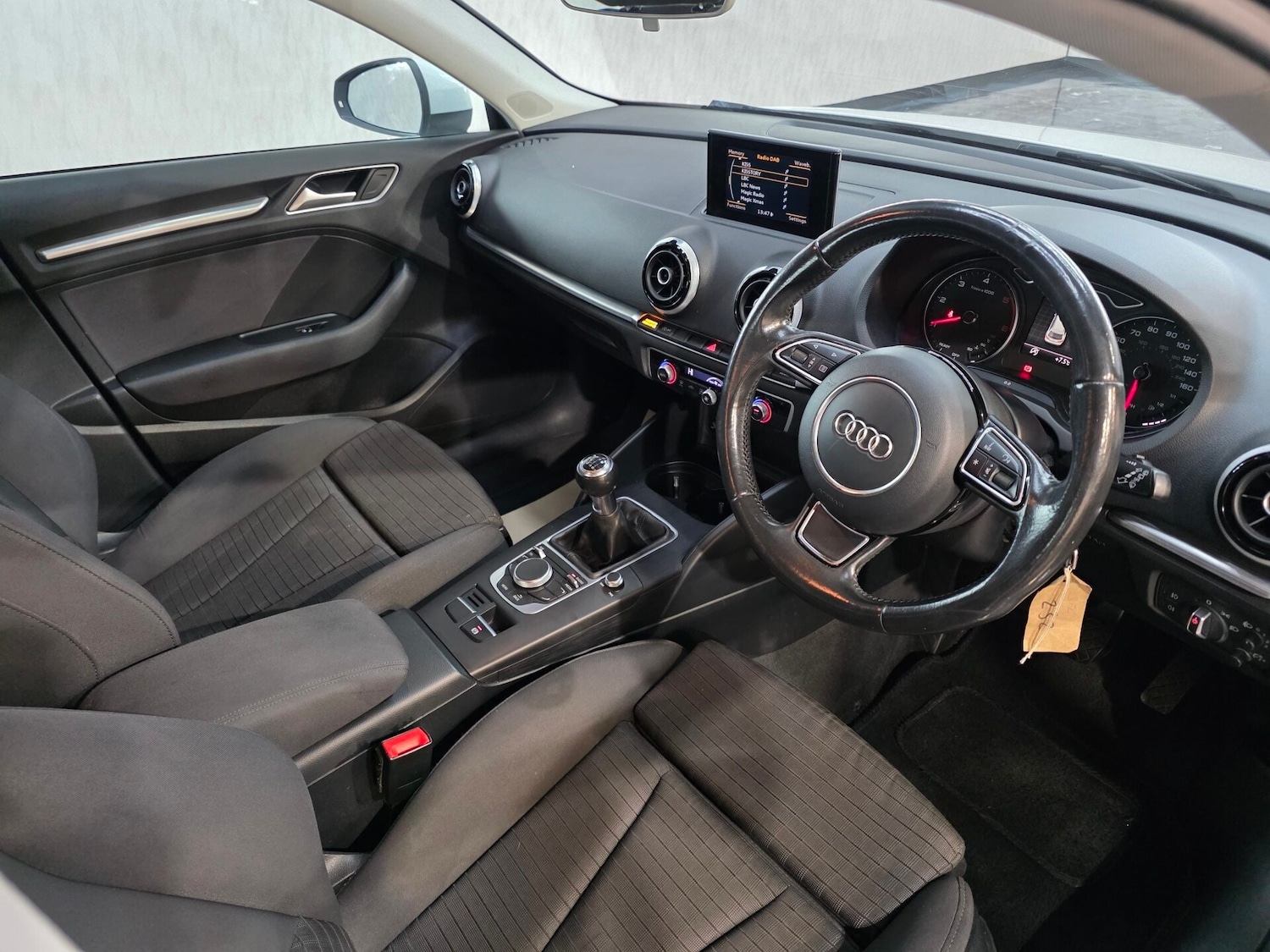 Used Audi A3 2015 for sale - 76569396: Photo 8