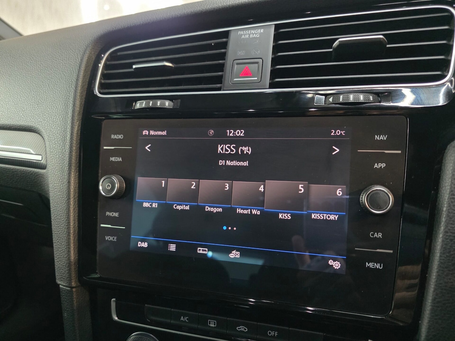 Used Volkswagen Golf 2017 for sale - 77137097: Photo 16